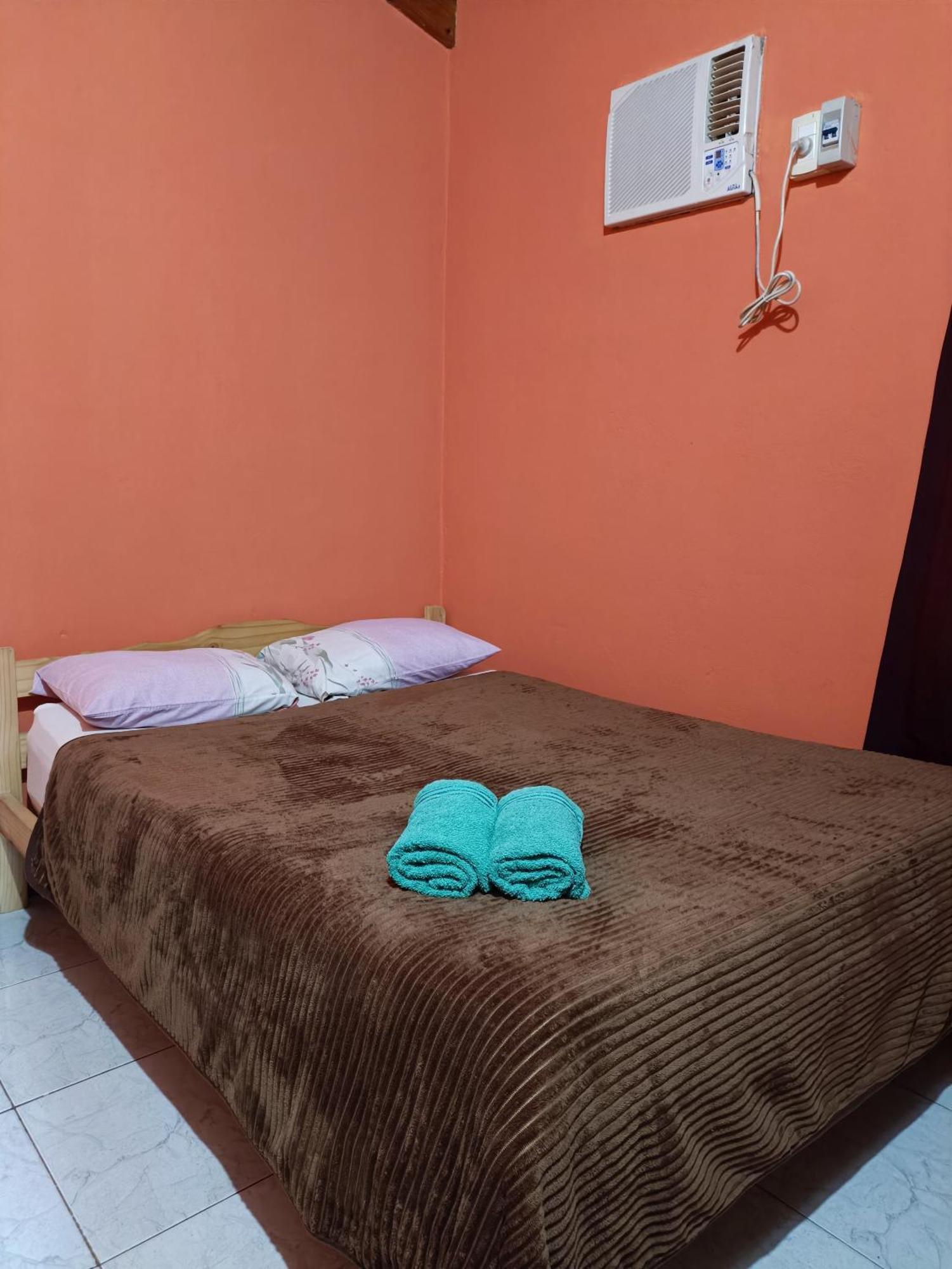 Hostel El Amanecer Porto Iguaçu Quarto foto